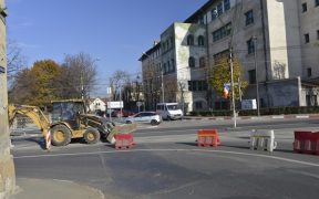Continuă lucrările de reparații pe Calea Dumbrăvii și pe bulevardul Vasile Milea