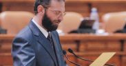 „O mână” întinsă tinerilor
