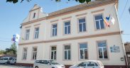 SONDAJ: Pe cine ati vota primar la Avrig?