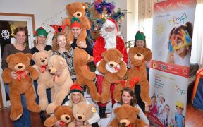 Peste 200 de copii au primit cadouri de la arvato Services în cadrul campaniei Christmas Smile