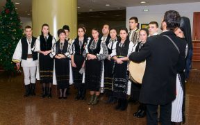 Elevii Şcolii Populare de Arte şi Meserii ,,Ilie Micu”Sibiu sărbătoresc Ziua Unirii Principatelor prin cântec patriotic
