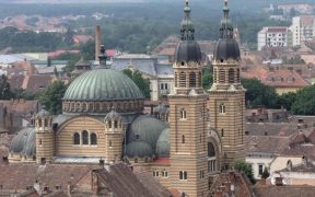 Ajutoare în valoare de 4500 de euro oferite de Arhiepiscopia Sibiului