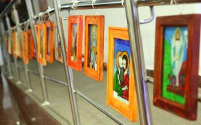 Expoziţie de icoane realizate de copiii din Aţel