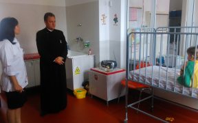 Protopopiatul Sibiu a oferit daruri copiilor internați la Spitalul de Pneumoftiziologie