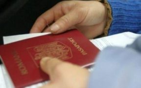 Noi modalităţi de plată pentru tipărirea permiselor şi paşapoartelor