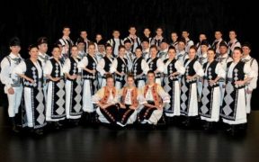 Peste 600 de artiști vin și în acest an la Festivalul Internațional de Folclor „Cântecele Munților”