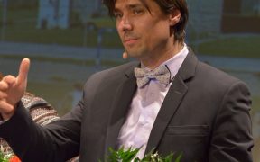 Sibianul Cătălin Grigoraș a preluat funcția de director interimar al Teatrului “Aureliu Manea”