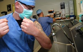 Fundaţia Polisano dotează Spitalul de Pediatrie Luther cu o staţie de sterilizare a apei