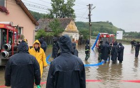 Zeci de gospodării inundate la Boian și Târnava