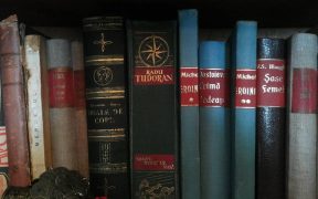 Târgul cărţilor la 1 leu - Ediţia de Paşte