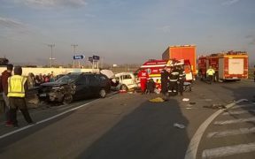 UPDATE VIDEO: Trei răniți într-un grav accident la ieșirea din Avrig
