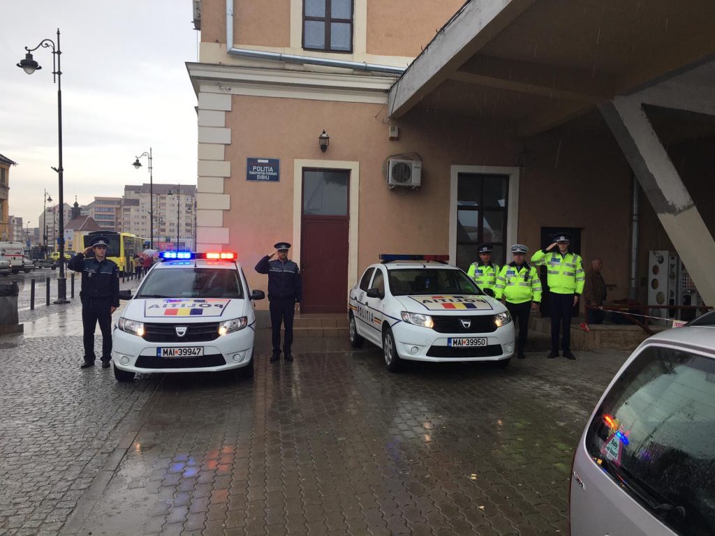 VIDEO: Polițiștii sibieni au ținut un moment de reculegere pentru colegul lor ucis la Timiș