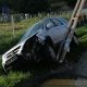 ACCIDENT la Șura Mare: A pierdut controlul direcției și a rupt un stâlp de beton