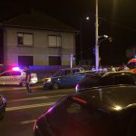 VIDEO: Mașină de poliție lovită în timp ce se îndrepta la o intervenție