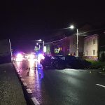 VIDEO-FOTO: ACCIDENT GRAV la intrare în localitatea Slimnic între două autoturisme și un autocamion