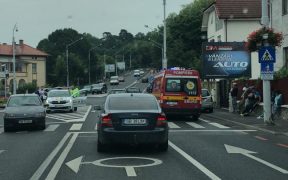Femeie lovită pe trecerea de pietoni de pe șoseaua Alba Iulia