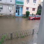 FOTO & VIDEO: Inundații la Mediaș | Altă ploaie, aceleași probleme