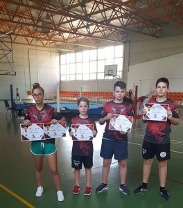 Medalii la kickboxing pentru doi elevi de la Liceul Teoretic "Axente Sever" Mediaș