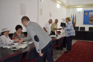 Prefectul Minea vrea mai multe servicii sociale pentru vârstnici