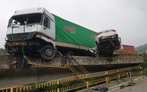 Accident GRAV pe Valea Oltului - O femeie este grav rănită