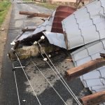 Acoperișul unei case din Daia a fost luat pe sus de vântul puternic