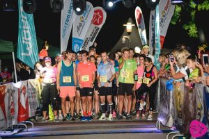Night Cross Challenge a adus la start sute de alergători
