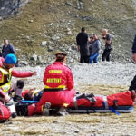 FOTO: Turist în stare gravă după ce a căzut în apropierea vârfului Lăițel