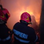 Incendiu la o anexă cu lemne pe strada Pinului din Sibiu