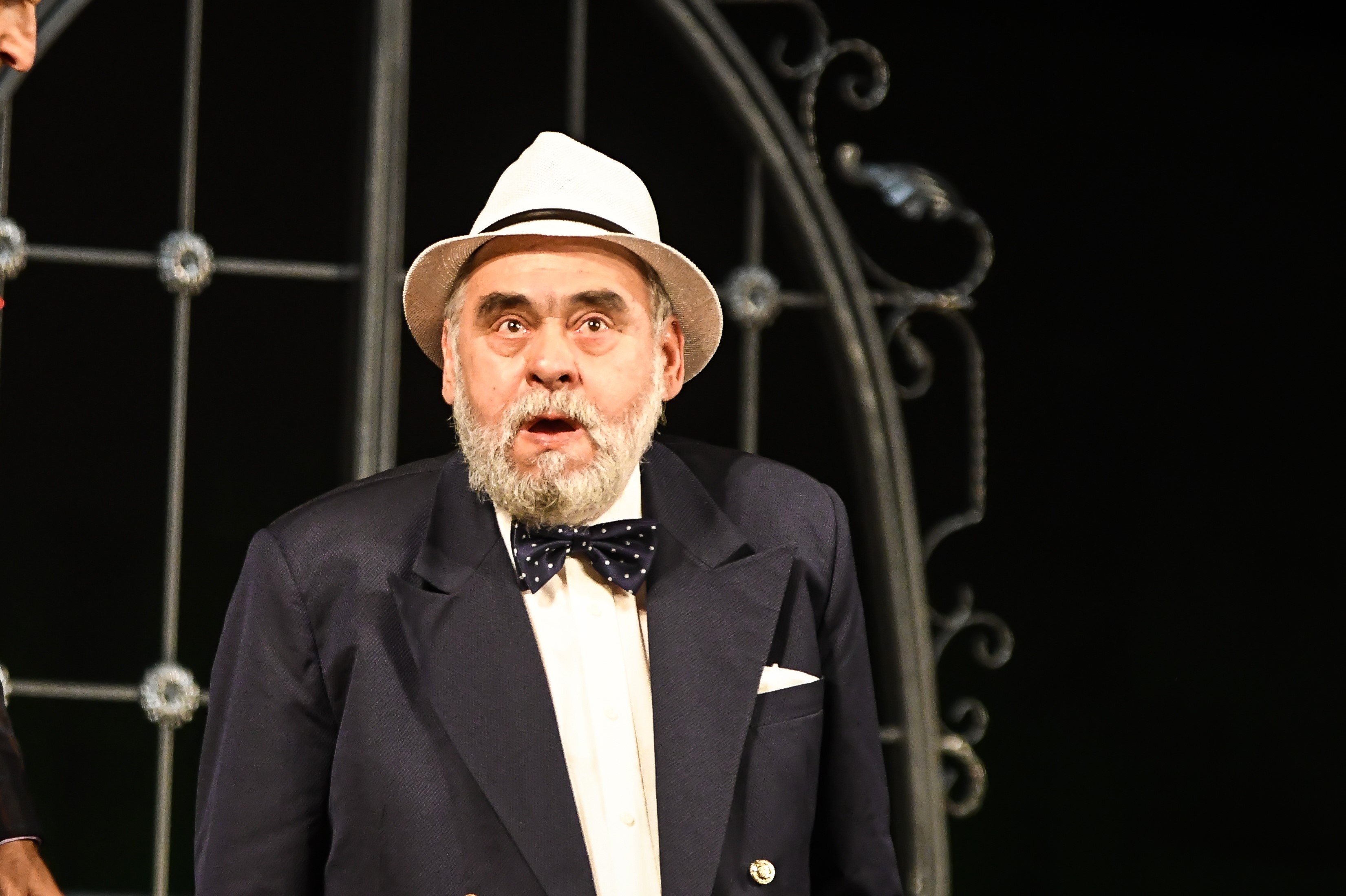 Teatru Radu Stanca: La mulți ani, Dan Glasu!
