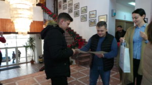 Întâlnire cu Moș Crăciun la Primăria din Mediaș