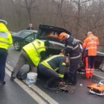 FOTO: Accident între 4 mașini pe Hula Bradului. Patru persoane sunt rănite
