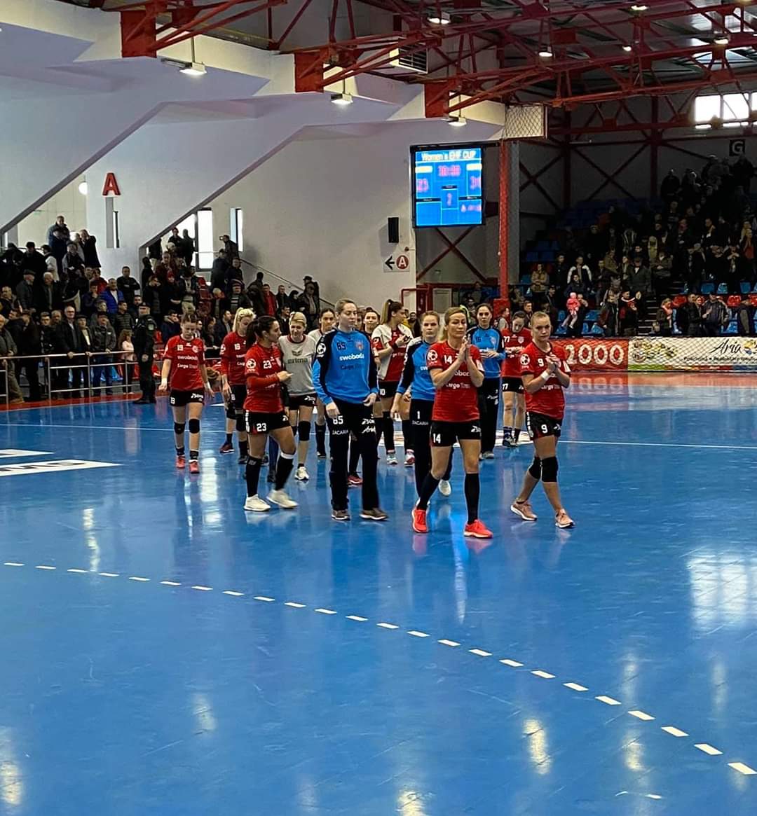 Măgura Cisnădie a pierdut în confruntarea cu deținătoarea Cupei EHF, Siofok KC