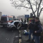 Accident grav pe Valea Oltului. Două persoane sunt încarcerate