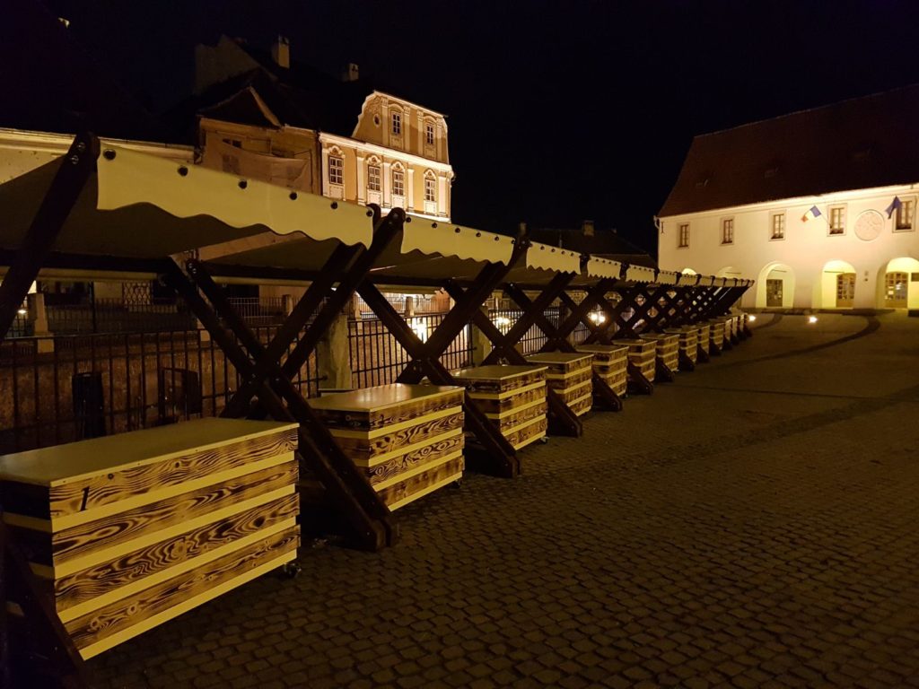 19 standuri de vânzare a produselor handmade sunt scoase la licitație de către Primăria Sibiu