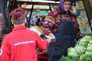 Crucea Roșie Sibiu: Campanie preventivă pe străzile orașului despre Covid 19