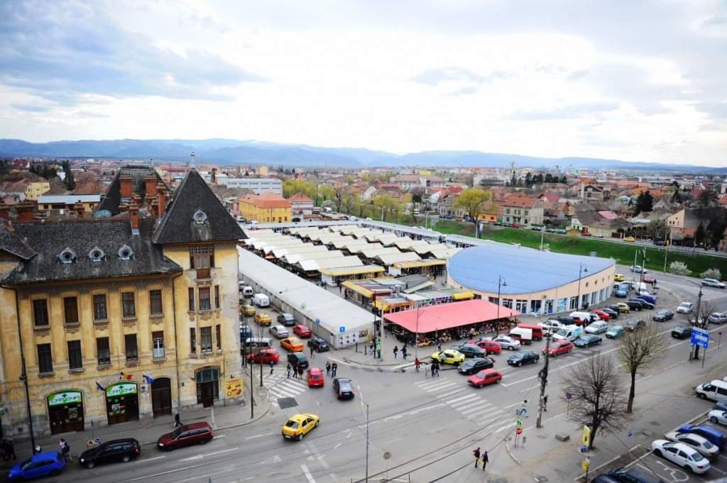 În piețele din Sibiu găsiți produse proaspete și de calitate