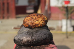 Foto | Mama Ica și „Hencleșul” cu miros de copilărie
