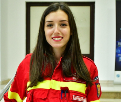 Eroii noștri sibieni: Andreea Cozgarea, studentă în anul V la medicină și paramedic SMURD