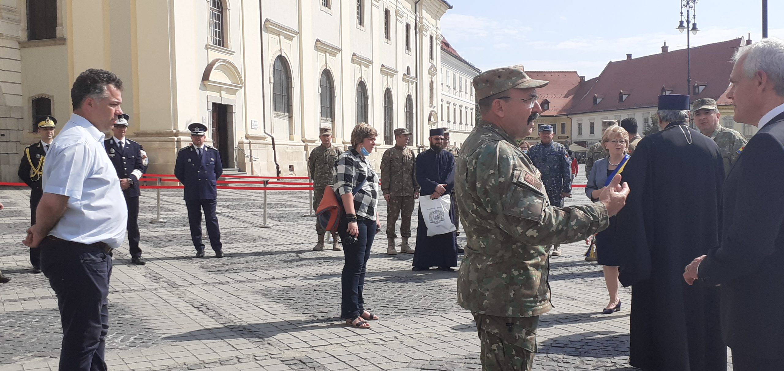 FOTO/ VIDEO Ziua Drapelului Național, sărbătorită în Piața Mare