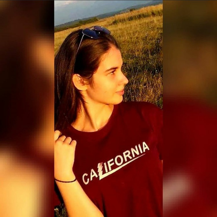 Cătălina Georgescu, Beatrice Corina Cristea, Teodora Dincă, Raluca Brădean, Carla Drăghiciu și Eduard Andrei Ruja sunt absolvenții de 10 ai clasei a VIII-a
