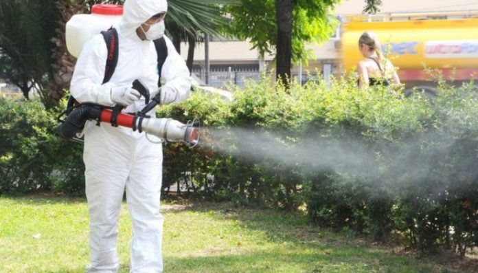 Primăria Sibiu intensifică acțiunile de dezinsecție pentru combaterea țânțarilor și a căpușelor