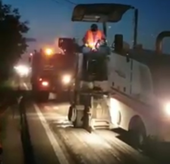 VIDEO- Încep reparațiile la partea carosabilă pe DN7 în zona Tălmaciu