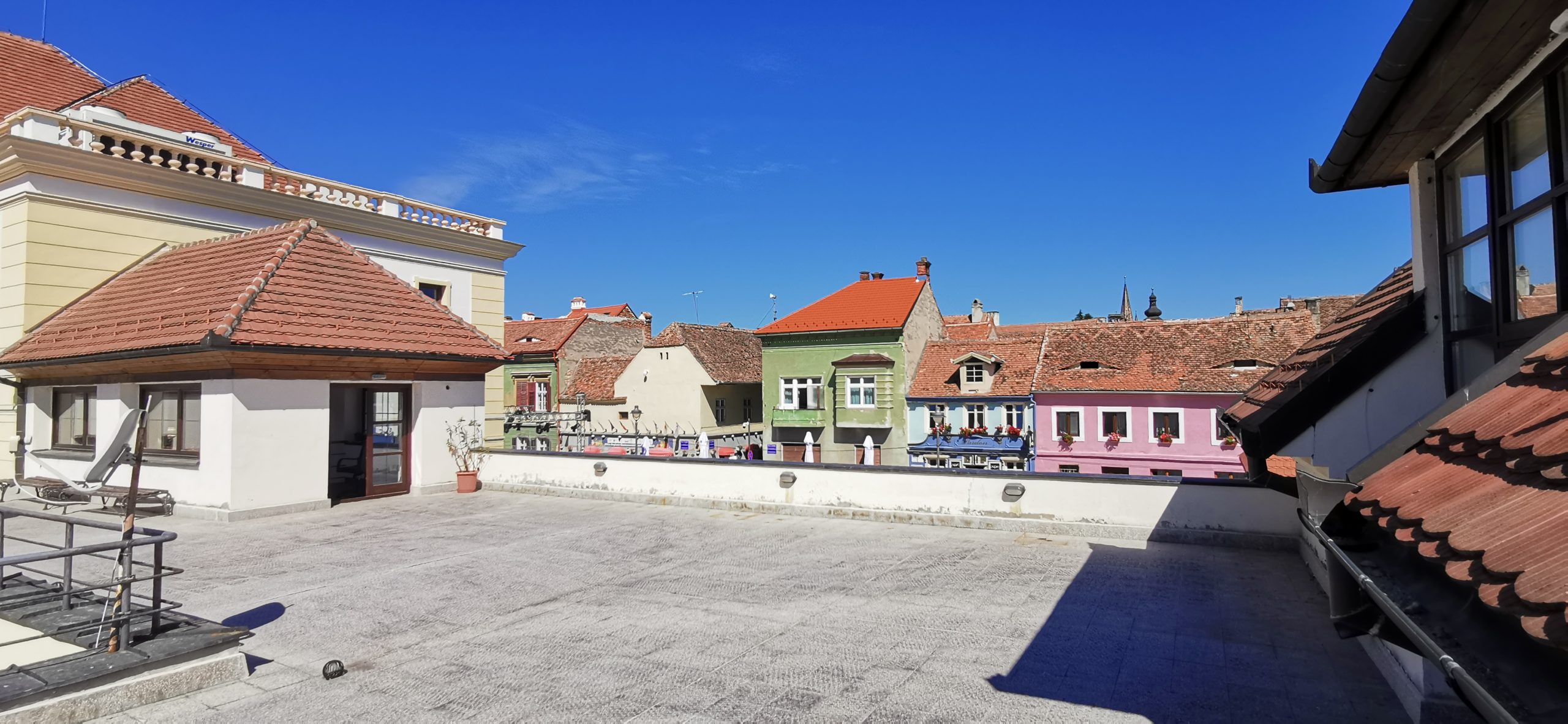 Cel mai tânăr proiect al Filarmonicii Sibiu – ”CONCERTE PE ACOPERIȘ” - debutează sâmbătă