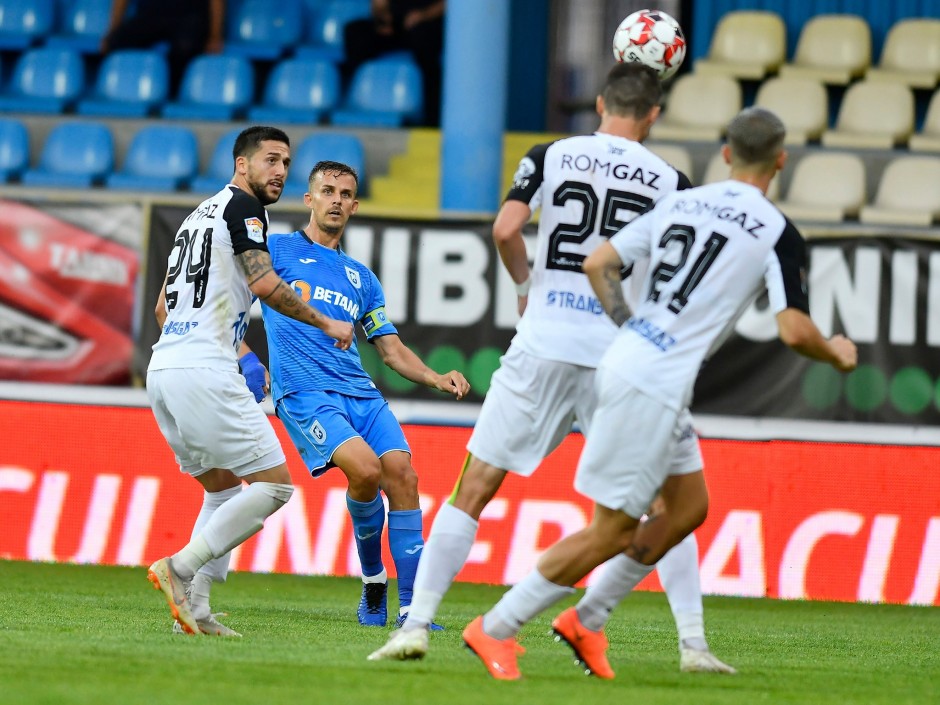 Elevii lui Dusan Uhrin au fost învinși la limită de Universitatea Craiova, scor 2-1