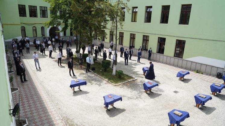 Absolvenţii Facultăţii de Teologie Ortodoxă din Sibiu au depus jurământul de credință