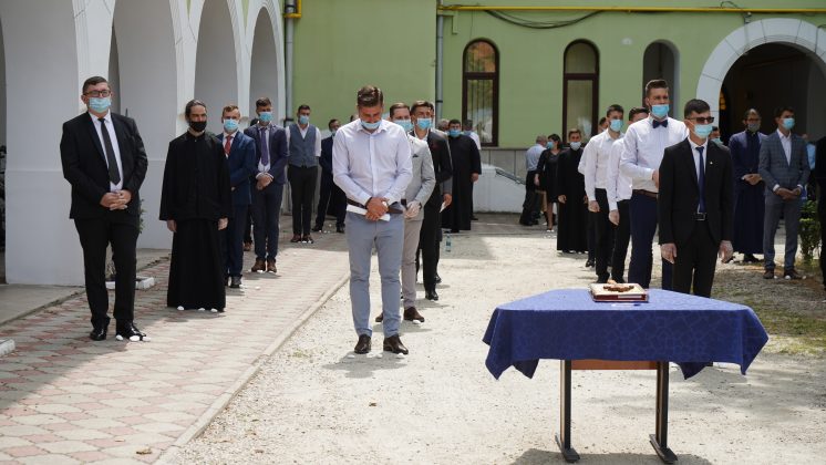 Absolvenţii Facultăţii de Teologie Ortodoxă din Sibiu au depus jurământul de credință