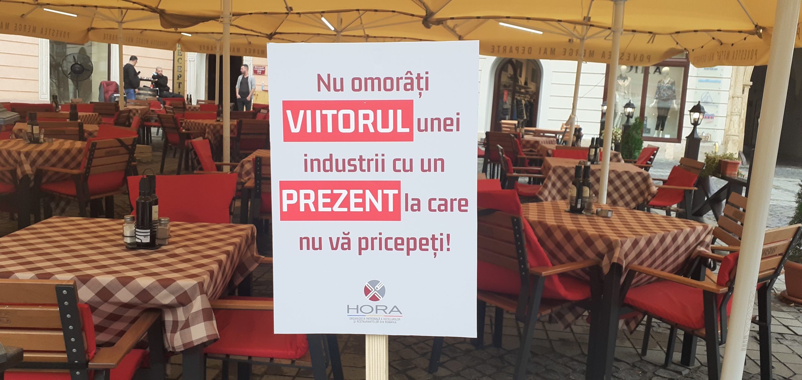 Angajații restaurantelor din Sibiu s-au alăturat protestului HoReCa