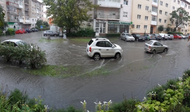 FOTO- VIDEO Strada Maramureșului din nou inundată