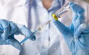 A început distribuția primei tranșe de vaccin antigripal către medicii de familie și unitățile sanitare din județul Sibiu