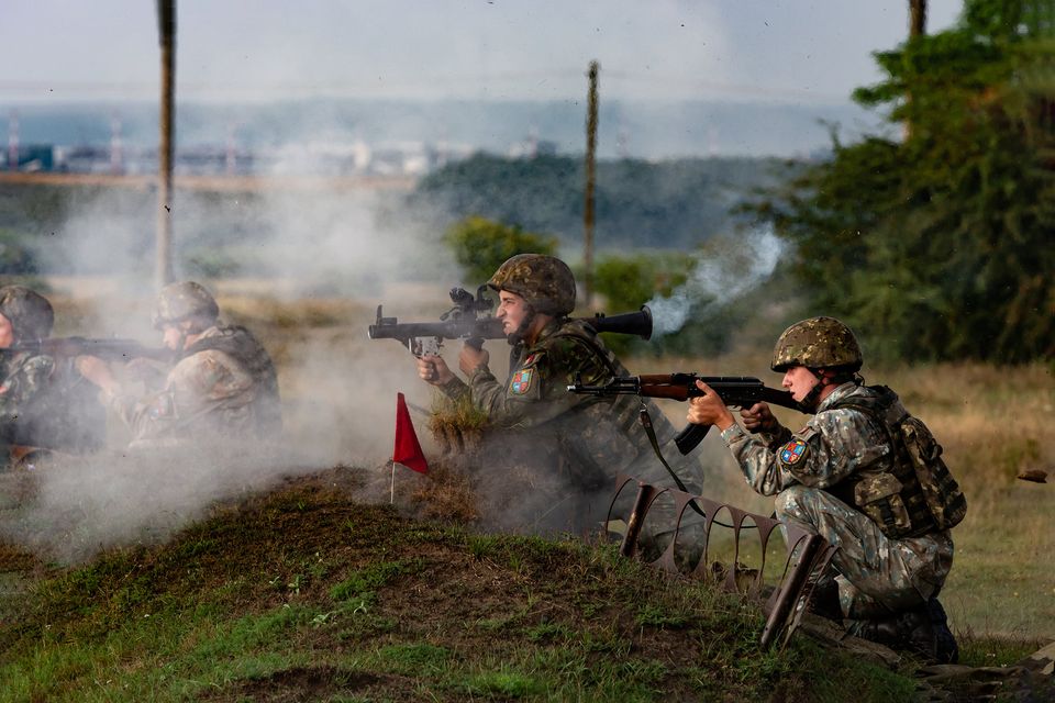 Cei peste 300 de cadeți ai AFT Sibiu au cunoscut viața de militar